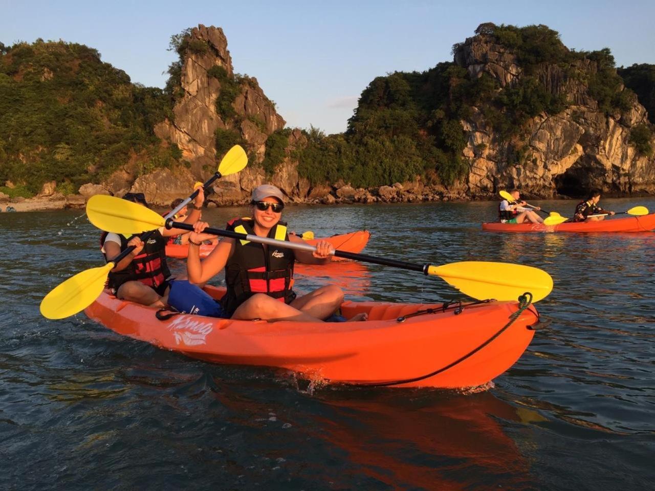 Hotel Renea Cruises Halong Ha Long Exteriér fotografie
