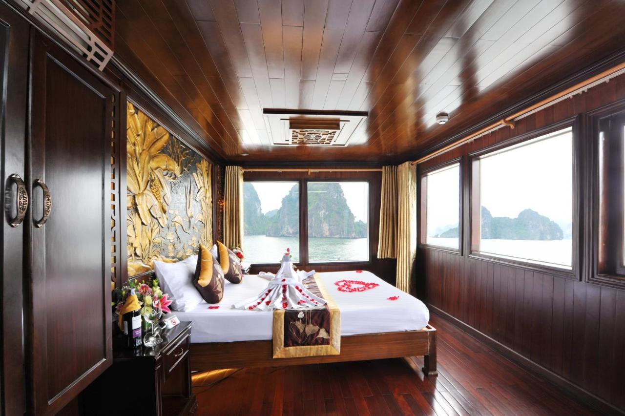 Hotel Renea Cruises Halong Ha Long Exteriér fotografie
