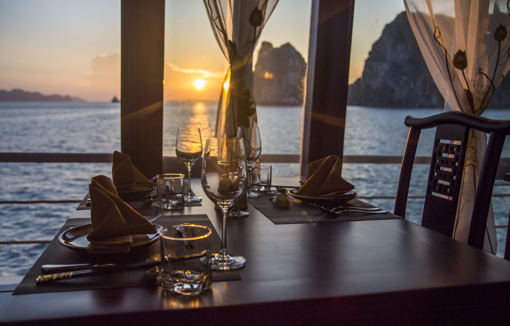 Hotel Renea Cruises Halong Ha Long Exteriér fotografie